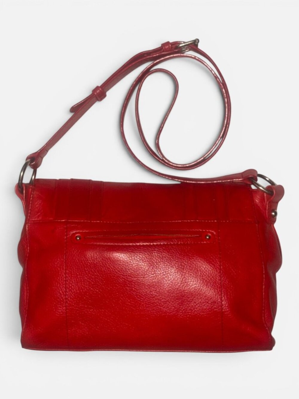 B Makowsky Fold Over Cherry Red Pebbled Leather Crossbody Bag Adjustable Strap - Picture 4 of 11